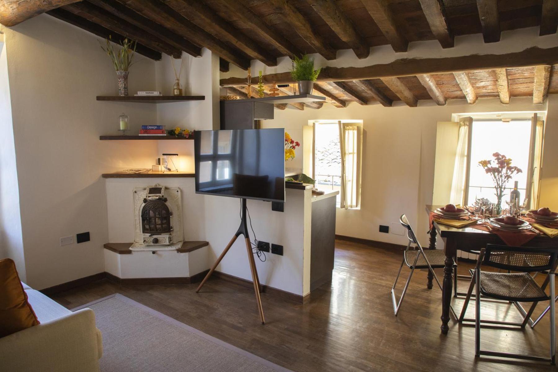 La Mansardina Beccheria Central Apartment 1 Double Bedroom, 1 Sofa Bed Lucca Exterior foto